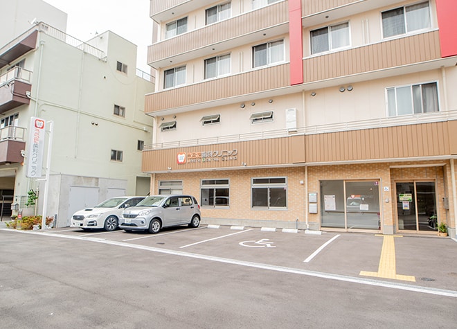 うらた歯科クリニック_駐車場