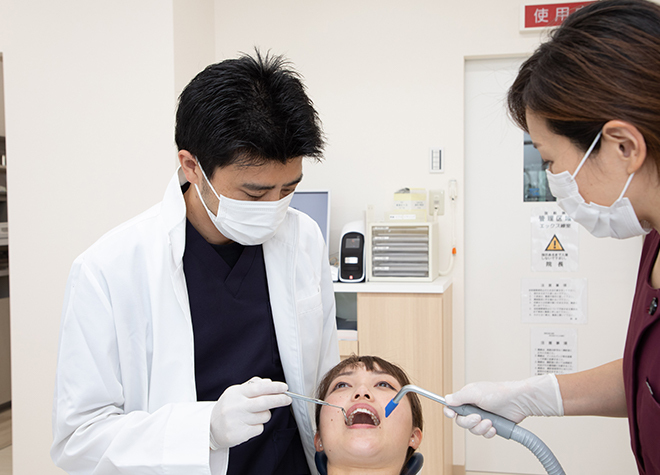 口内炎の治療や親知らずの抜歯、全身麻酔による治療まで幅広く対応しています