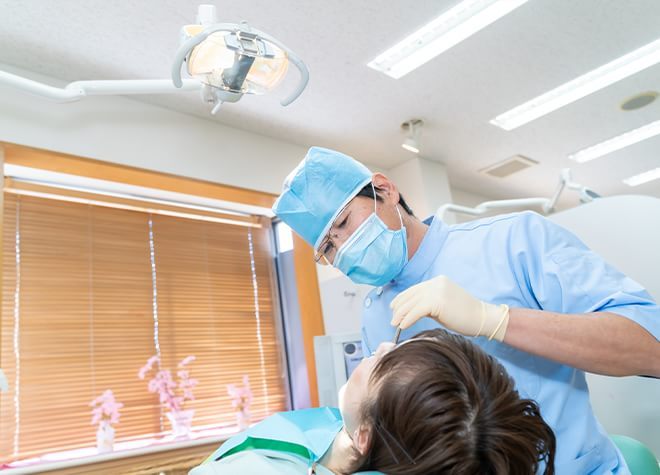 原因を追及した上でできる限り患者さまのお口に合った入れ歯作りを行っています
