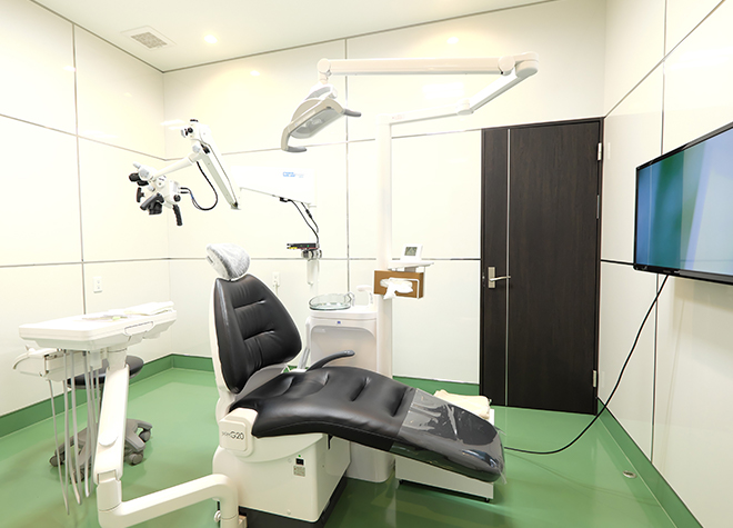 当院は歯周病治療とインプラント治療を得意としています