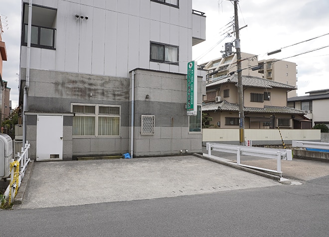 西大寺こじか歯科診療所_駐車場