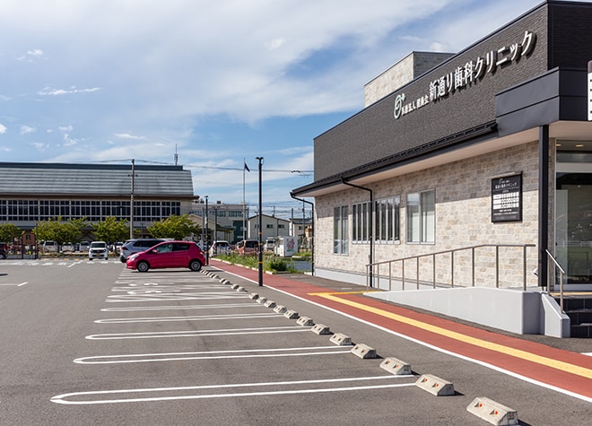新通り歯科クリニック_駐車場