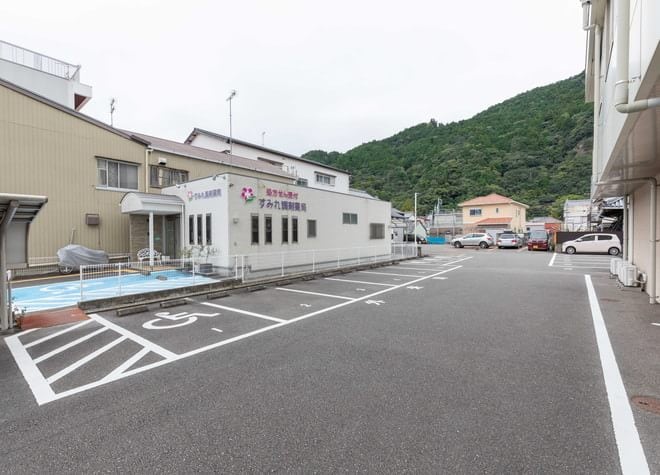 谷地歯科クリニック_駐車場