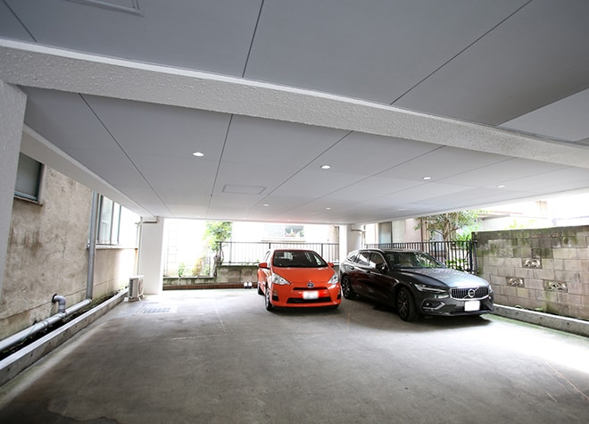 青木歯科_駐車場