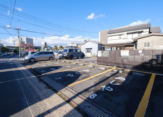 戸田ファミリー歯科（埼玉県戸田市）_駐車場
