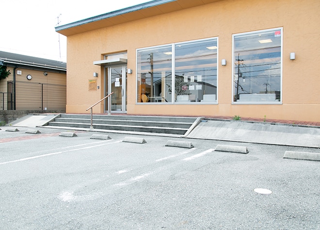 福田歯科クリニック_駐車場
