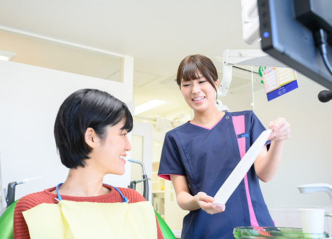 虫歯や歯周病になりにくくするために、歯科衛生士によるメンテナンスを定期的に受けましょう
