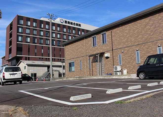 恵寿歯科_駐車場