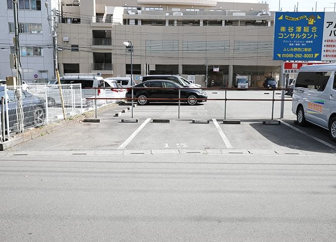 志賀歯科クリニック_駐車場
