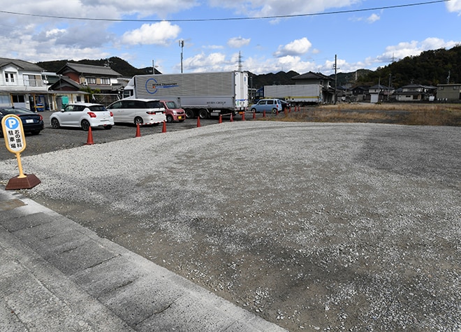 尾野歯科医院_駐車場