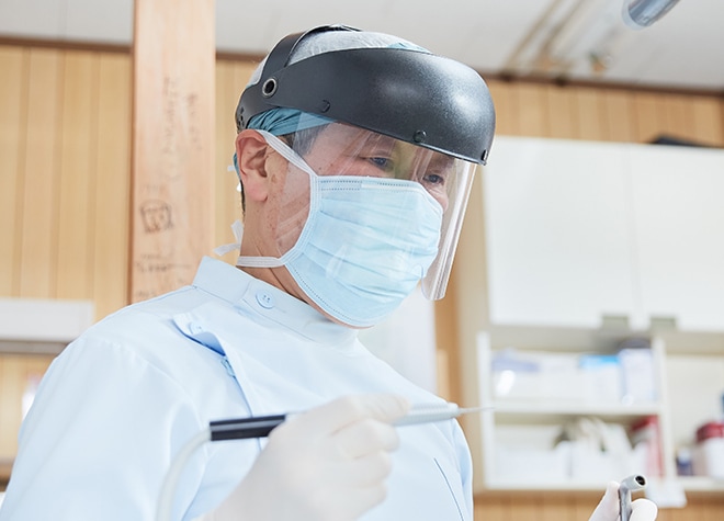できる限り患者さまご自身の歯を残せる治療を心がけています