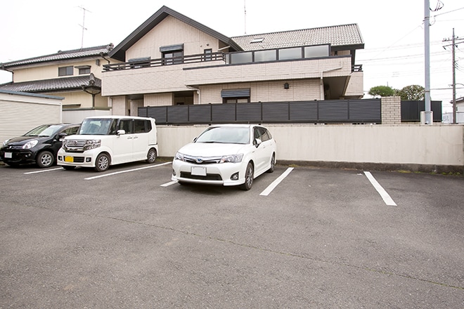 神明歯科医院_駐車場