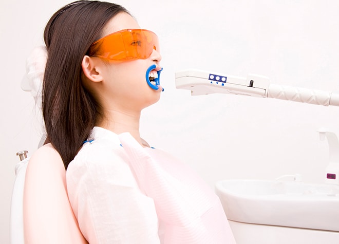 ホワイトニングを通して、笑顔作りをお手伝いいたします