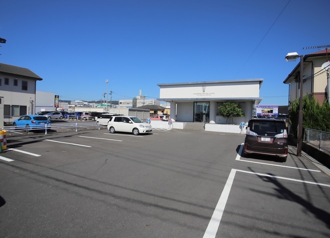 ヒサドメ歯科_駐車場