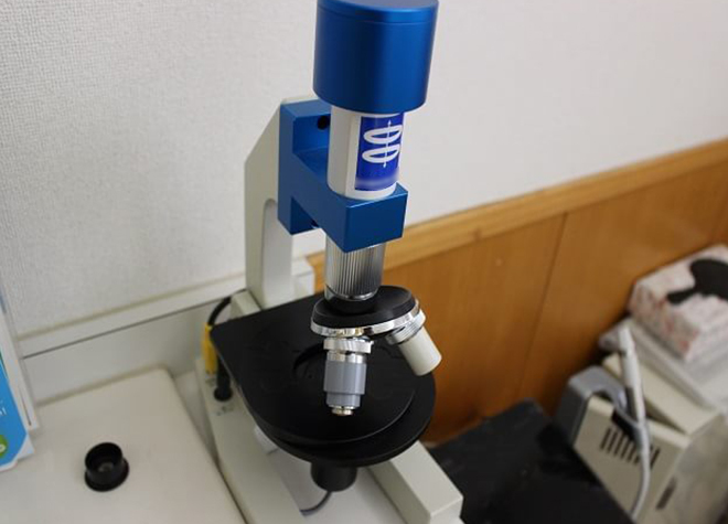 顕微鏡を使った細かい検査によって、歯周病菌の進行具合を把握いたします