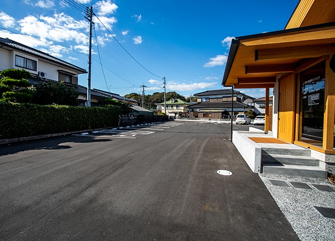 進太郎歯科クリニック_駐車場