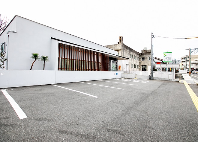 しょうじ歯科医院_駐車場