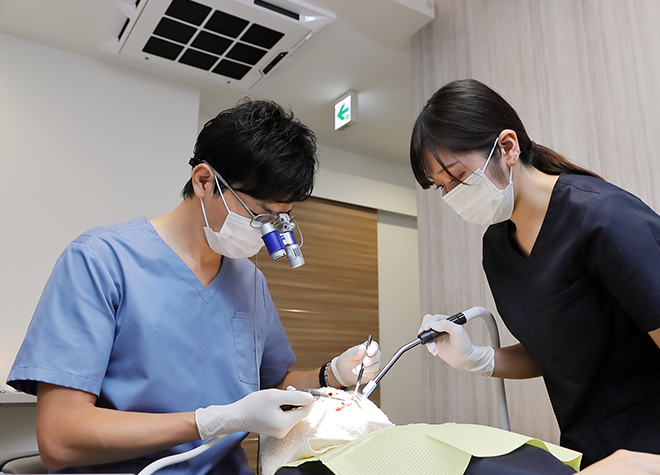 虫歯予防には、定期的な検診とていねいな歯磨きが大切です。