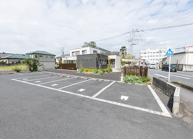 末柄歯科医院_駐車場
