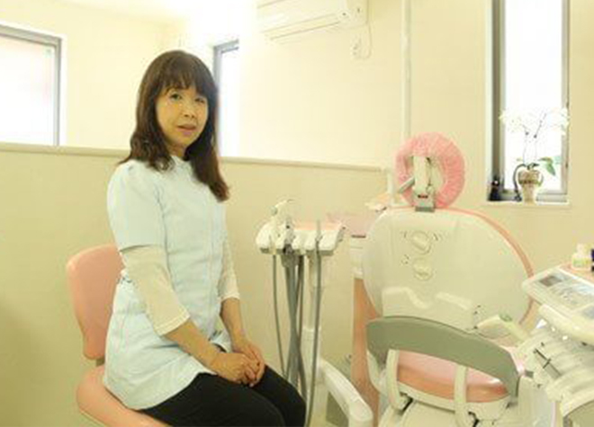 女性歯科医師が見た目や機能性にもこだわった治療を心がけております