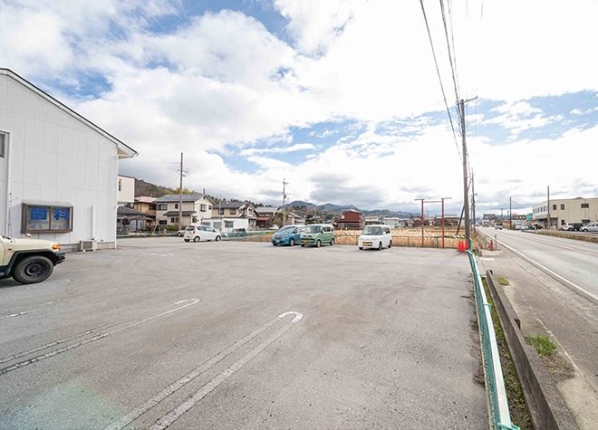 わたなべ歯科医院_駐車場