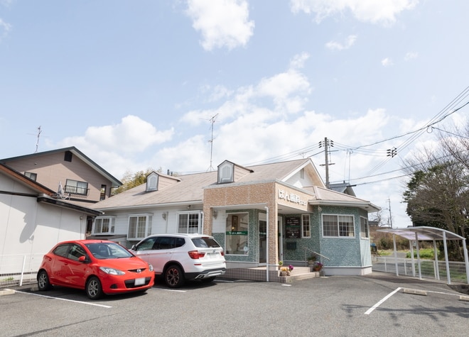 ばん歯科クリニック_駐車場