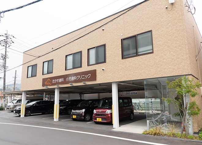 一人でも多くの方に治療を受けてもらうため、訪問歯科診療に対応しています