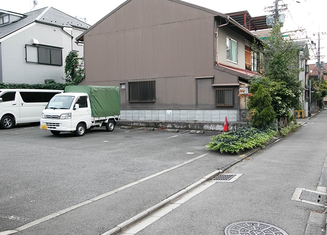 ひきだ歯科医院_駐車場