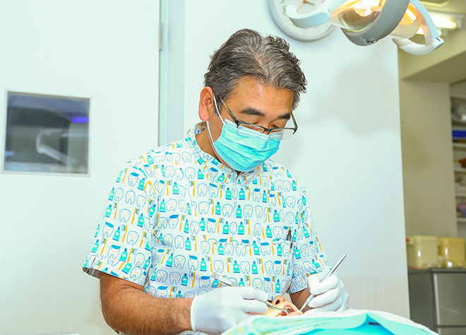 インプラント治療に注力する歯科医師が診療を担当します