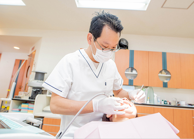 歯周病治療では、痛みを抑えるレーザーを導入しています。
