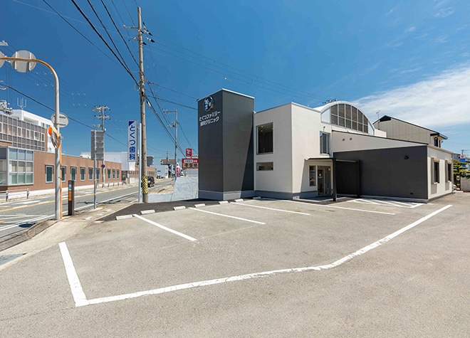 医療法人とくつファミリー歯科クリニック_駐車場