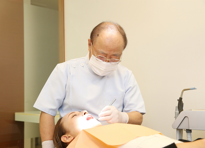 しっかりと虫歯を取り除き、患者さまに寄り添いながら治療を進めております