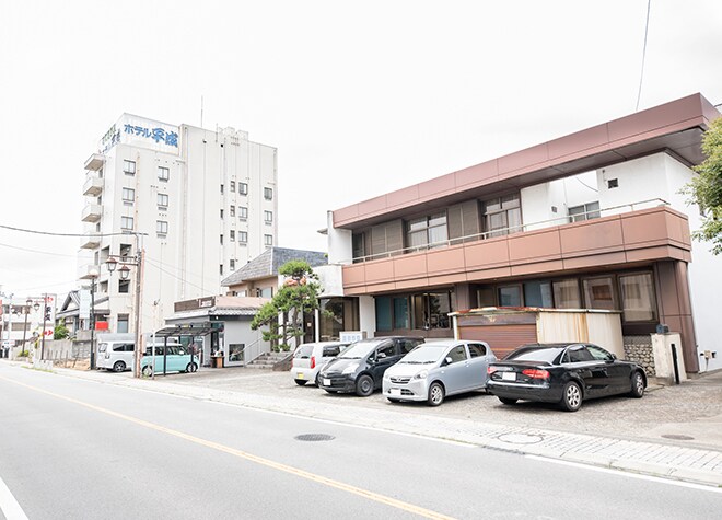 石倉歯科医院_駐車場