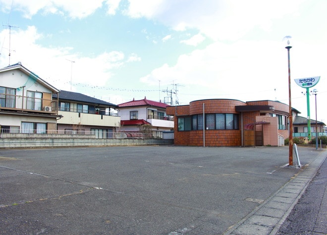 たちかわ歯科医院_駐車場