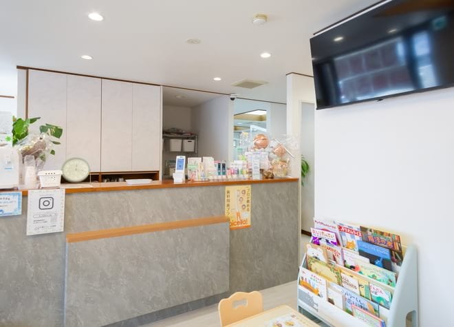 小牧にじいろ歯科（写真1）