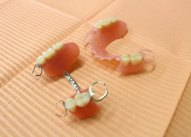 Q.入れ歯のお悩みにはどのように対応していますか？