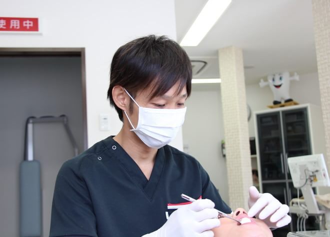 Q.患者さまが使ううちに合わなくなってきた入れ歯の調整もできますか？