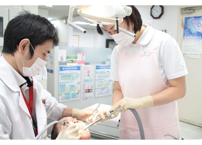 新宿NSビル歯科（写真1）