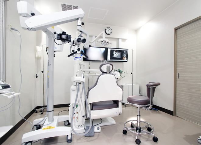 Q.治療でマイクロスコープや歯科用CTを多用するのはなぜですか？